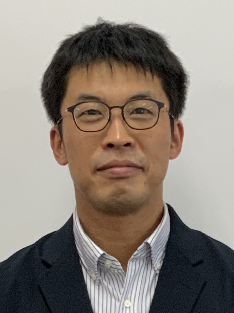 takeuchi.jpg